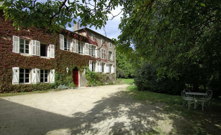 Отель Le Domaine De Pomone Woinville Экстерьер фото